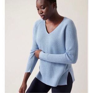 Athleta Blue Hanover Knit VNeck Sweater Merino Wool Blend Size XS